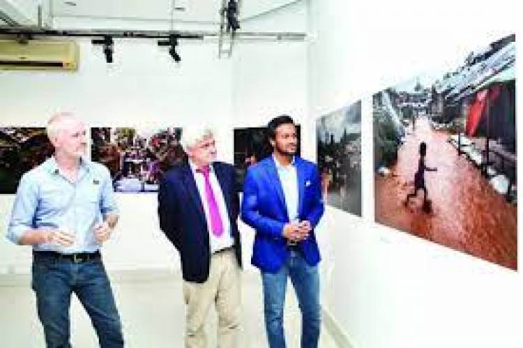 রোহিঙ্গাদের জীবন সংগ্রাম নিয়ে আলোকচিত্র 