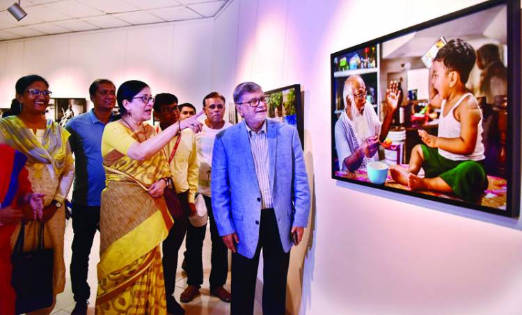 অ্যাকশনএইড এর আয়োজনে  ‘ভিন্ন রূপে পুরুষ’ শীর্ষক আলোকচিত্র প্রদর্শনী