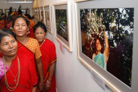 দৃক গ্যালারিতে আলোকচিত্র প্রদর্শনী ‘ব্রাত্যজন’