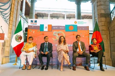 মেক্সিকোতে ‘নীরবতা ভাঙার ছবি’র প্রদর্শনী