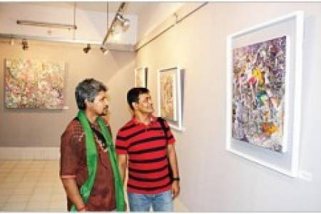 ‘ট্রায়াঙ্গেল’ তিন শিল্পীর যৌথ প্রদর্শনী